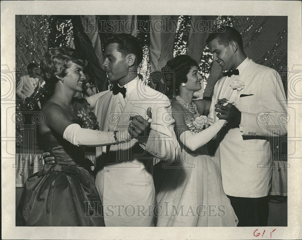 1961 Press Photo Peggy Chase James Sapp Ann Hockaday Jim Sackett Terry pirates - Historic Images