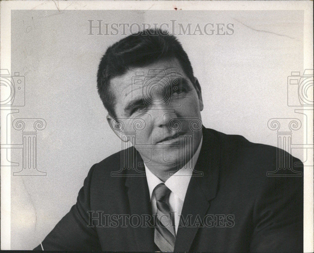 1972 Press Photo William M. Magruder Special Presidential Aide Science Tech - Historic Images