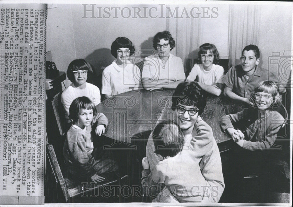 1961 Press Photo Orphaned Siblings With Oldest Daughter Foster Minnesota - Historic Images