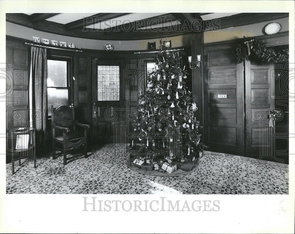 1988 Press Photo Glessner House Interior Christmas Decorations Tree - Historic Images