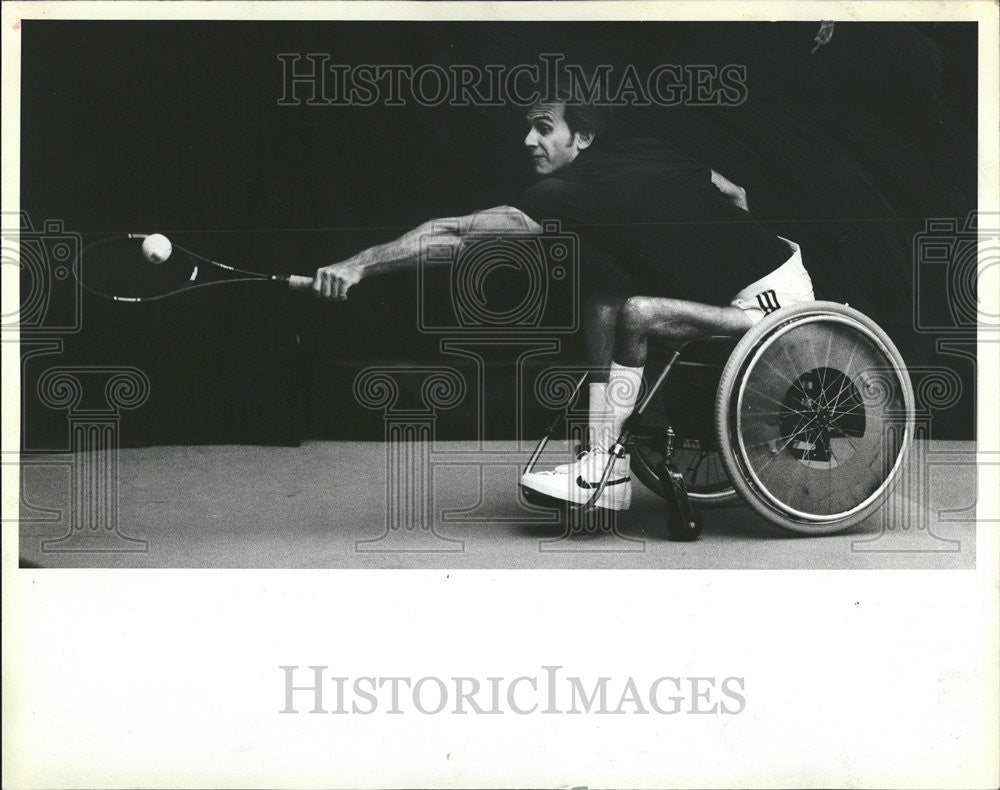 1983 Press Photo  Miles Thompson Brad Hedrick wheelchair tennis Institute game - Historic Images