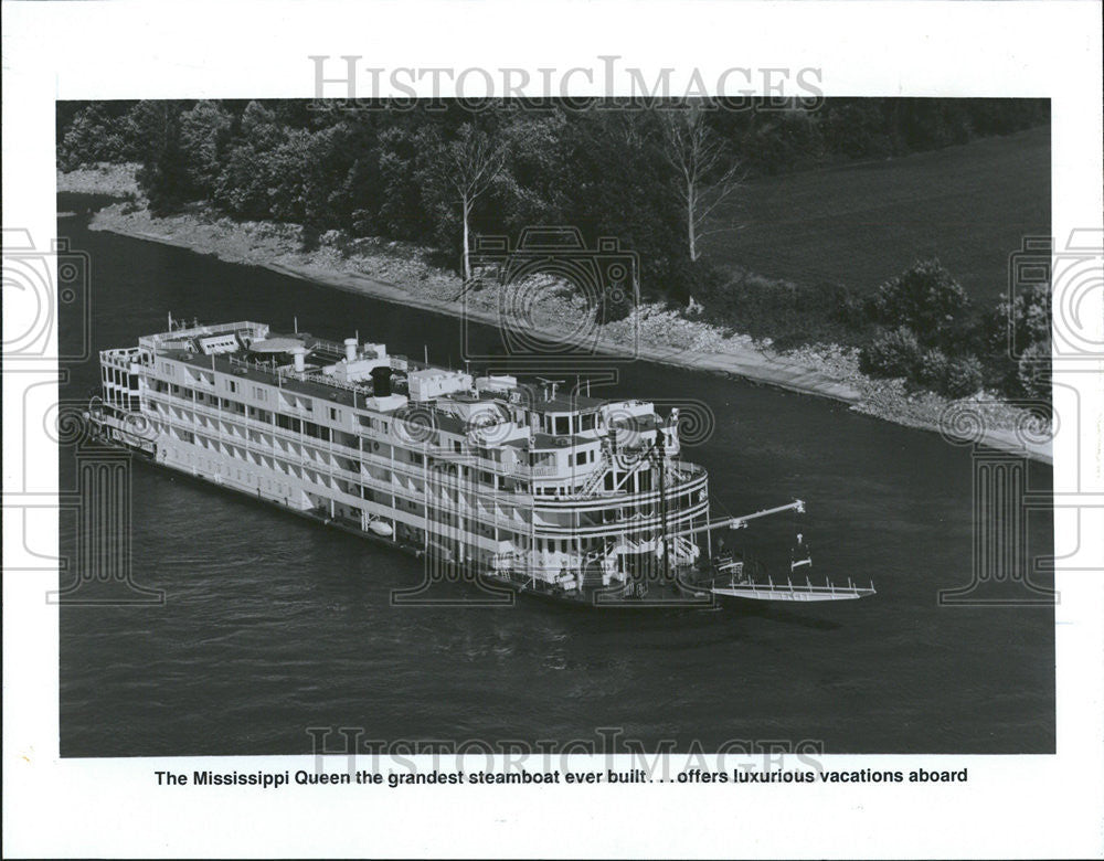 1988 Press Photo Mississippi Queen grandest steamboat luxurious vacations - Historic Images