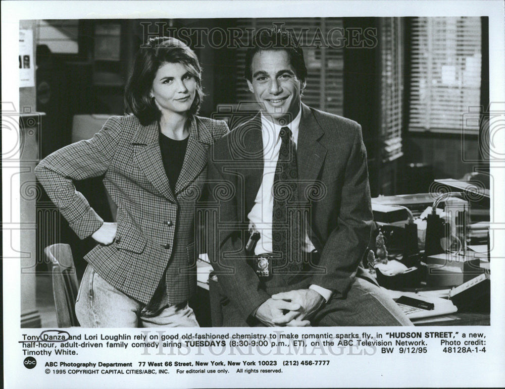 1995 Press Photo Tony Danza Lori Loughlin Hudson Street chemistry ABC Television - Historic Images