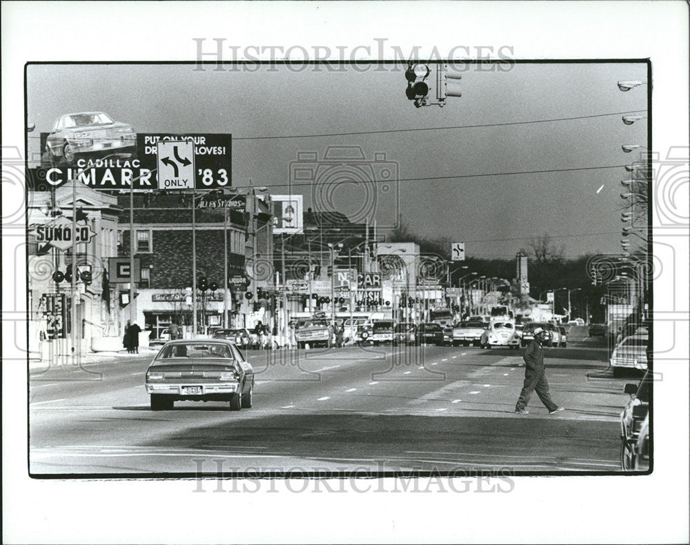 1982 Press Photo Jefferson Ave Detroit Street George Waldman Road - Historic Images