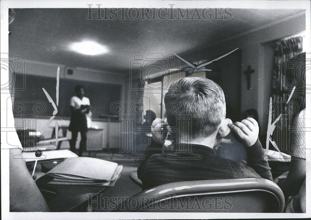 1970 Press Photo Children Mother Speech Class - Historic Images