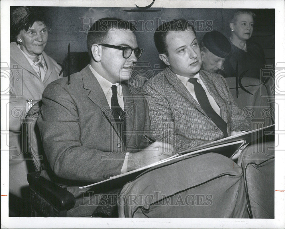 1958 Press Photo Jim Lucier Dick Richard Burgwin TV Artist Drama critic - Historic Images