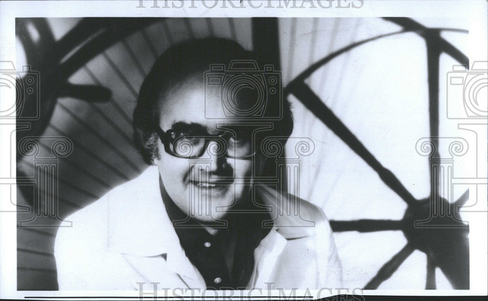 1980 Press Photo Picture of James Burke, TV-Host and Writer. - Historic Images