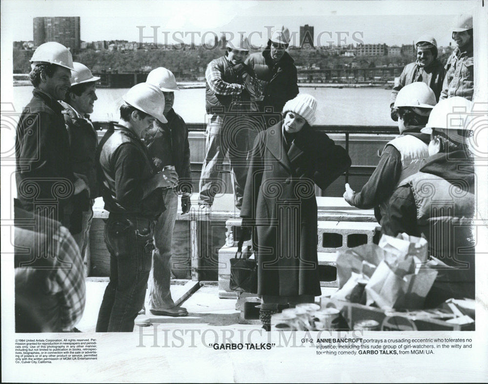 1984 Press Photo Garbo Talks Motion Picture Play - Historic Images