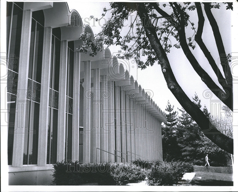 1961 Press Photo Michigan State Medical Association building exterior view tree - Historic Images