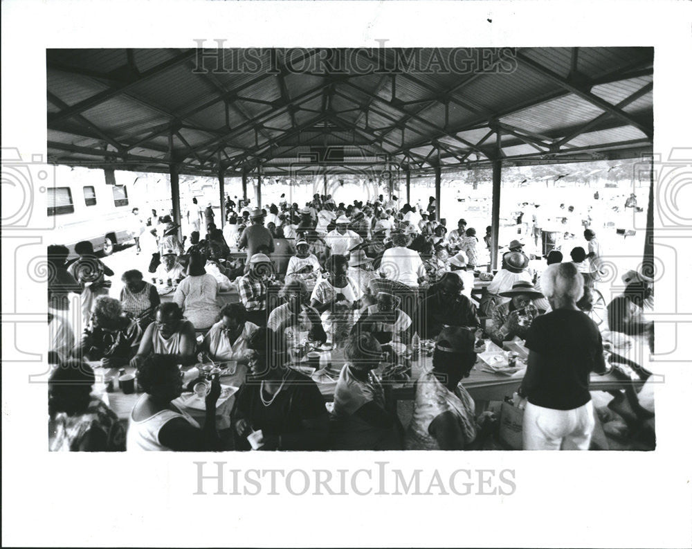 1991 Press Photo Senior Citizens Detroit Club - Historic Images