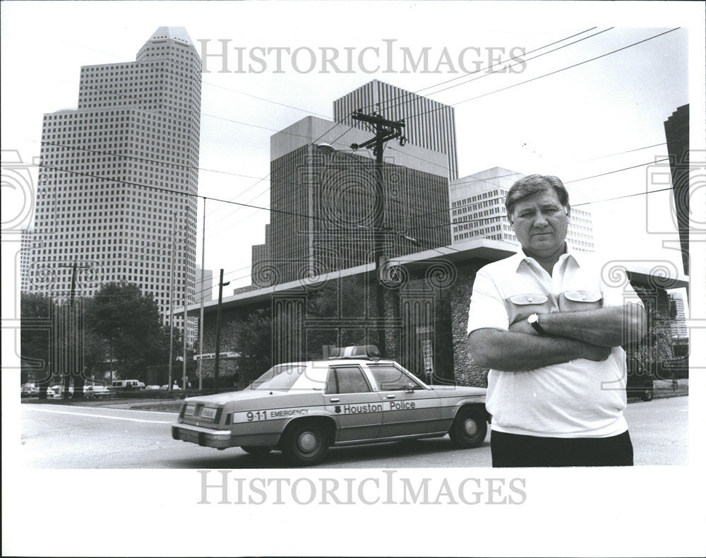 1990 Press Photo Billy Ripley Texas Police Pose Camera - Historic Images