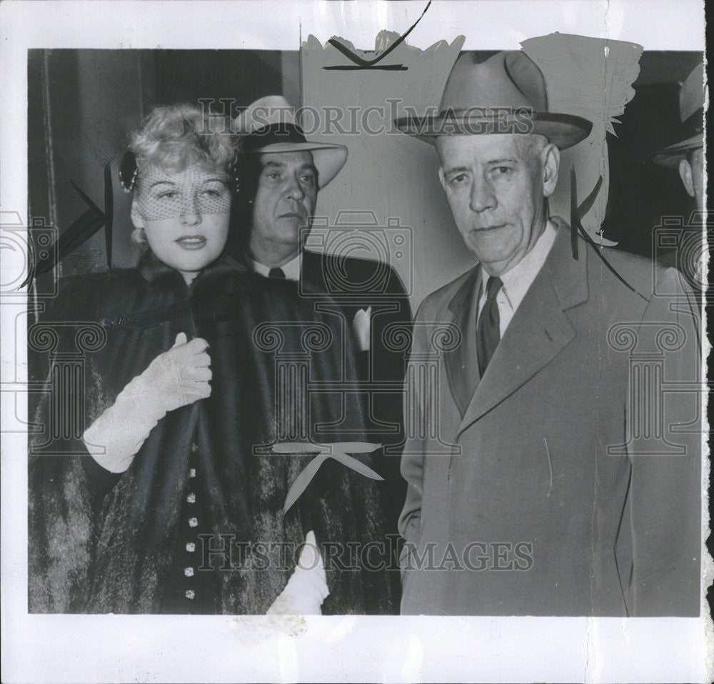 1953 Press Photo Mrs Sandra Day Green Base Kidnap Killer Chief Jeremiah Connell - Historic Images