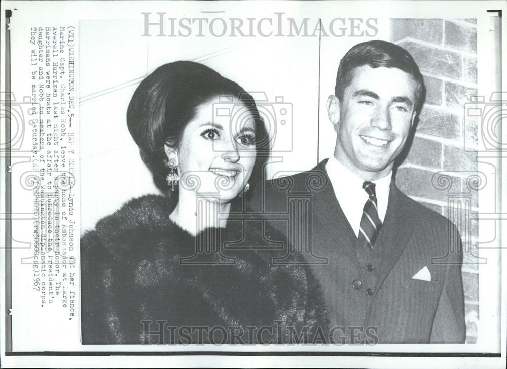 1967 Press Photo Finance Lynda Johnson Marine Captain Charles Robb Harriman - Historic Images