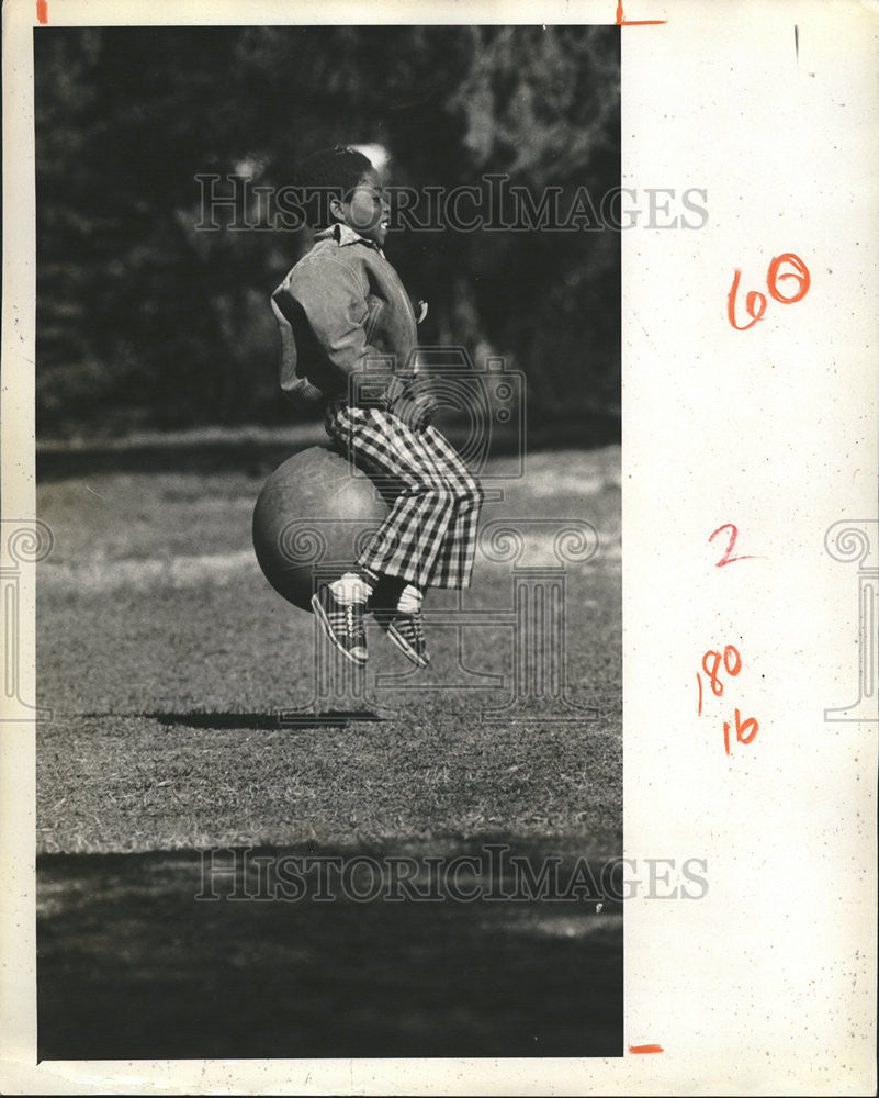 1977 Press Photo Terry Session First Grader Mildred Helm Elementary School Largo - Historic Images