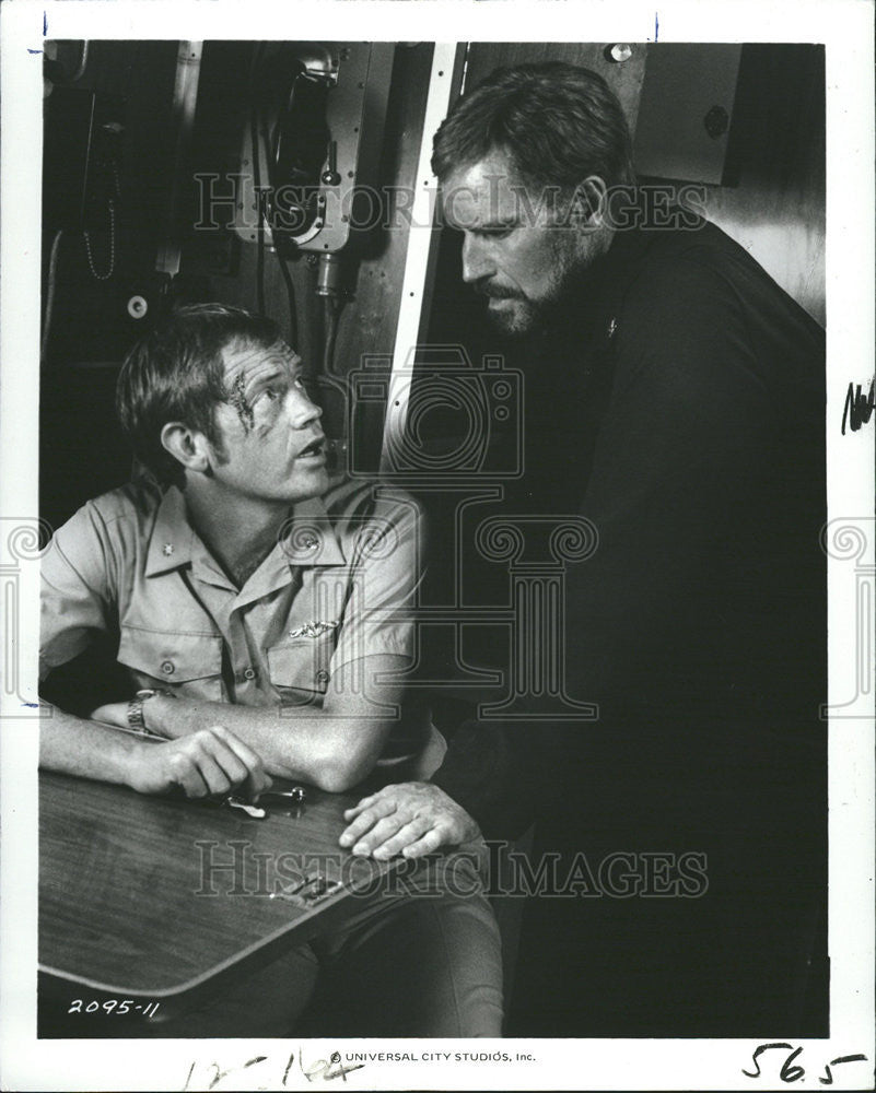 1978 Press Photo Ronny Cox Charlton Heston film star movie Gary Lady Down scene - Historic Images