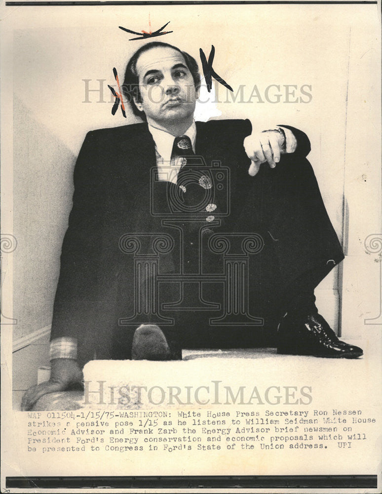 1975 Press Photo Ron Nessen - Historic Images