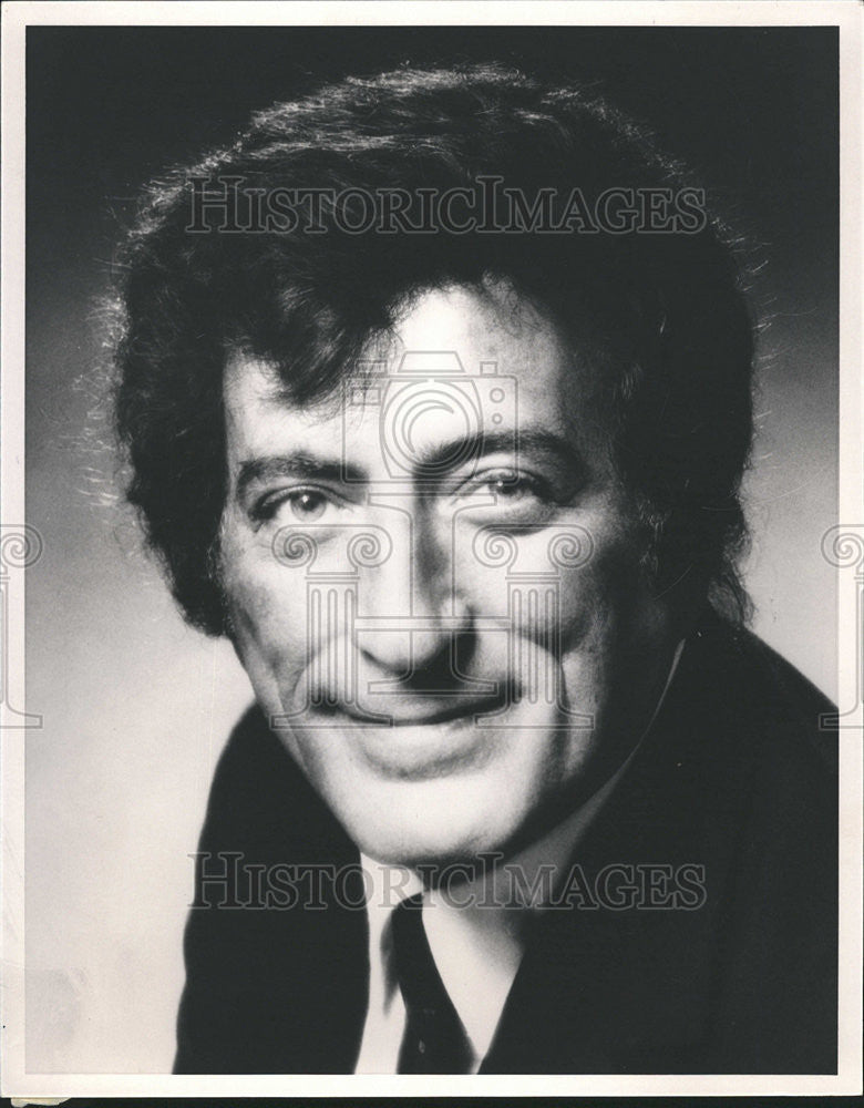 1984 Press Photo Tony Bennett American Singer Music Show Tune Jazz Benedetto - Historic Images