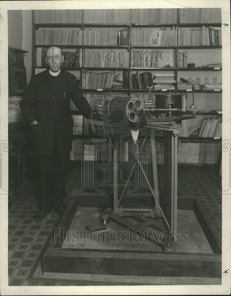 1935 Press Photo Father A W Forstall - Historic Images