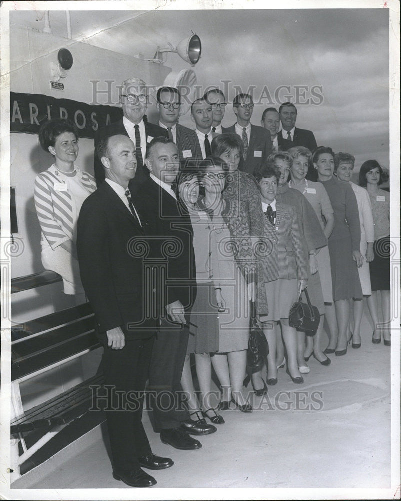 1967 Press Photo Rockey Mountain Empire travel agent took American Society took - Historic Images