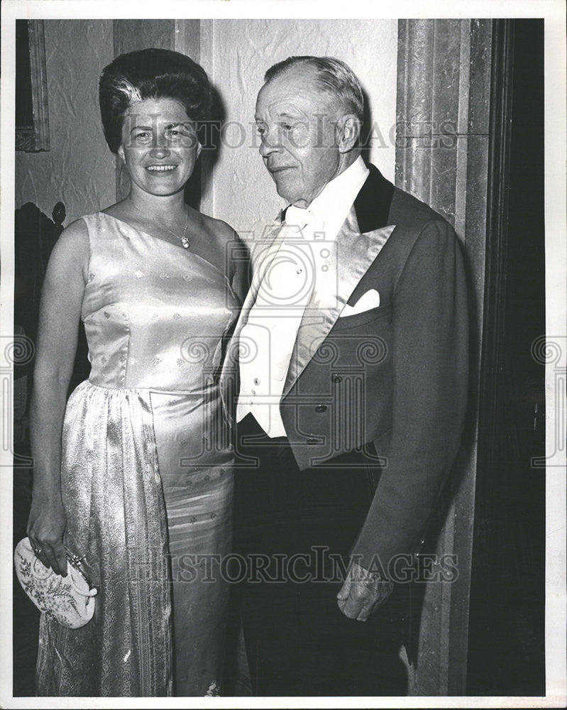 1965 Press Photo Mrs Cleghorn Jr Lawrence Phipps Mr Carl Groos Post Holiday - Historic Images