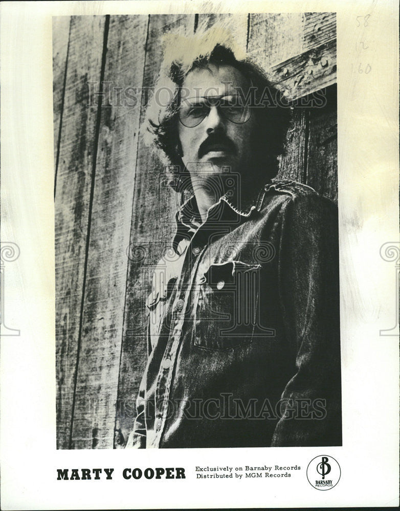 1973 Press Photo Martin Cooper painter musician - Historic Images