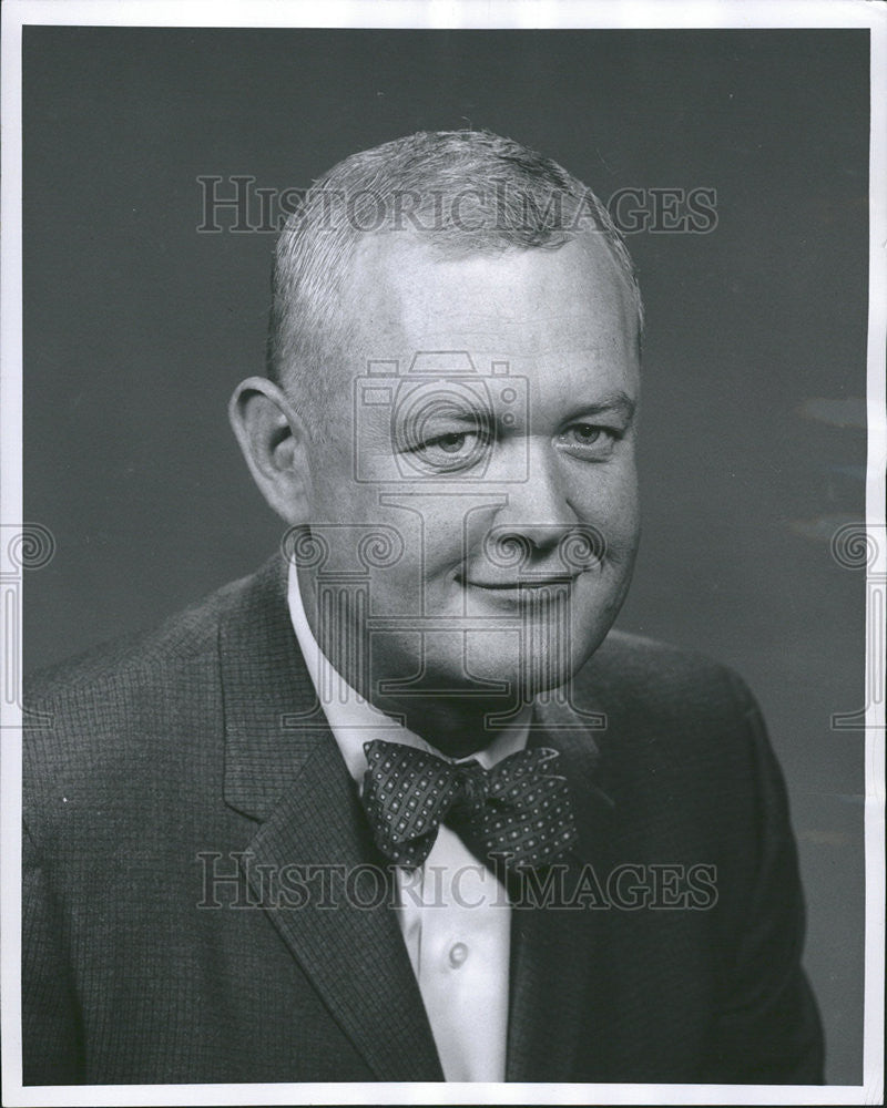 1960 Press Photo Robert W Chandler Appointed General Manager - Historic Images