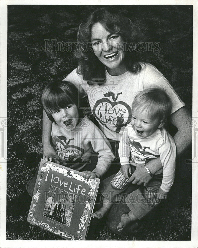 1978 Press Photo Singer Laurie Lozac&#39;h &amp; Famly, Chris and Joelle - Historic Images