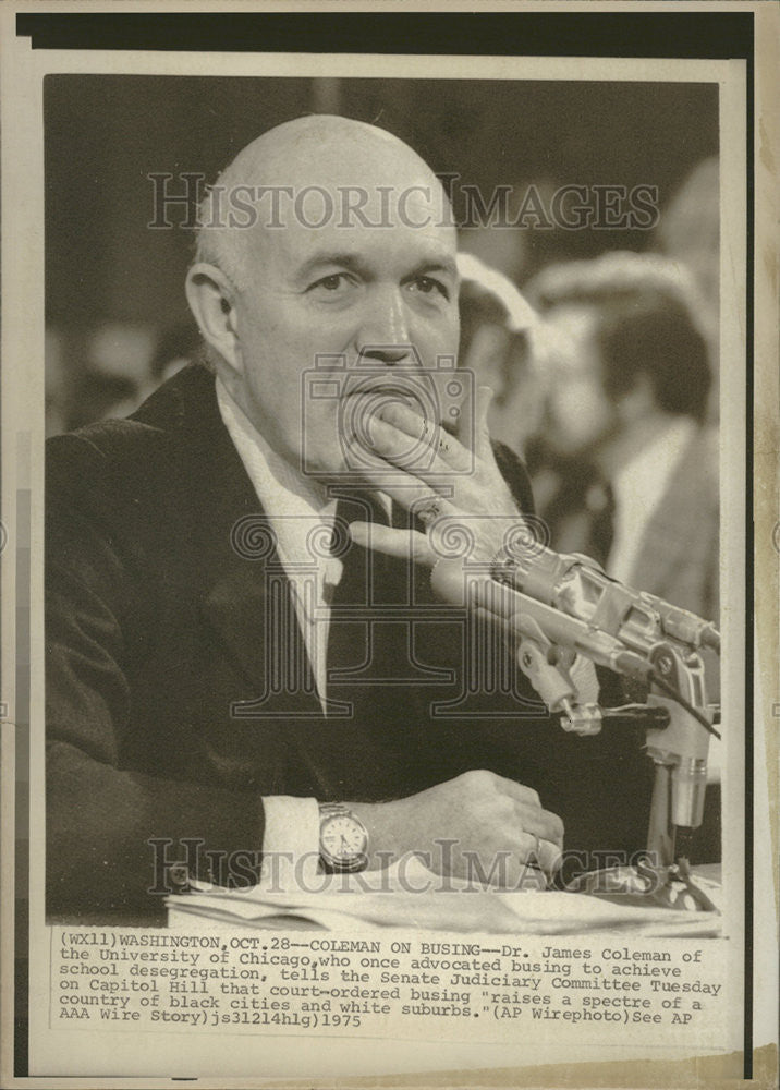 1975 Press Photo Dr James Coleman University Chicago school desegregation Senate - Historic Images