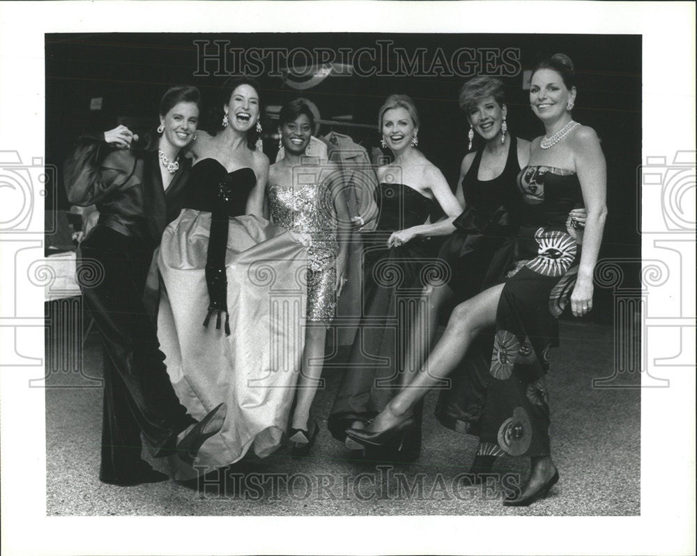 1992 Press Photo Barnays New York Miles Jane Ylvisaker Caria Duster Delores Wolf - Historic Images