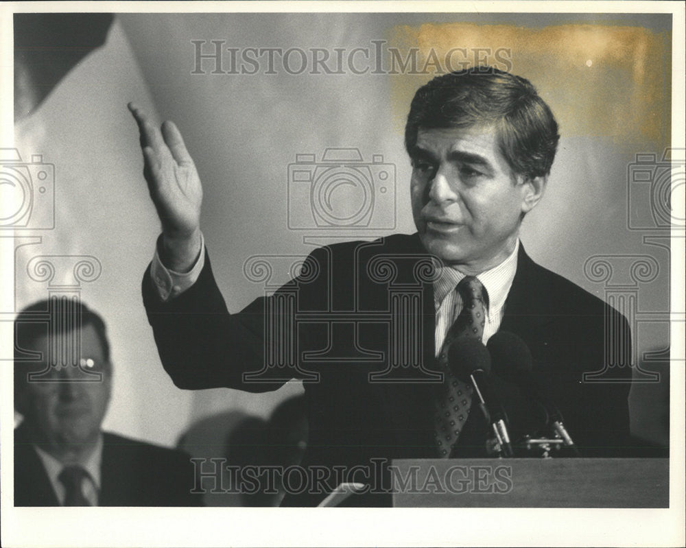 1988 Press Photo Martinique restaurant Evergreen park Breakfast Michael Dukakis - Historic Images