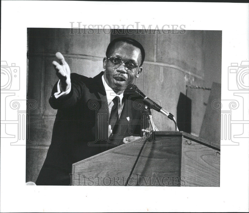 1994 Press Photo Jean-Bertrand Aristide&#39;s Annual Speech Honors Ignacio Martin - Historic Images