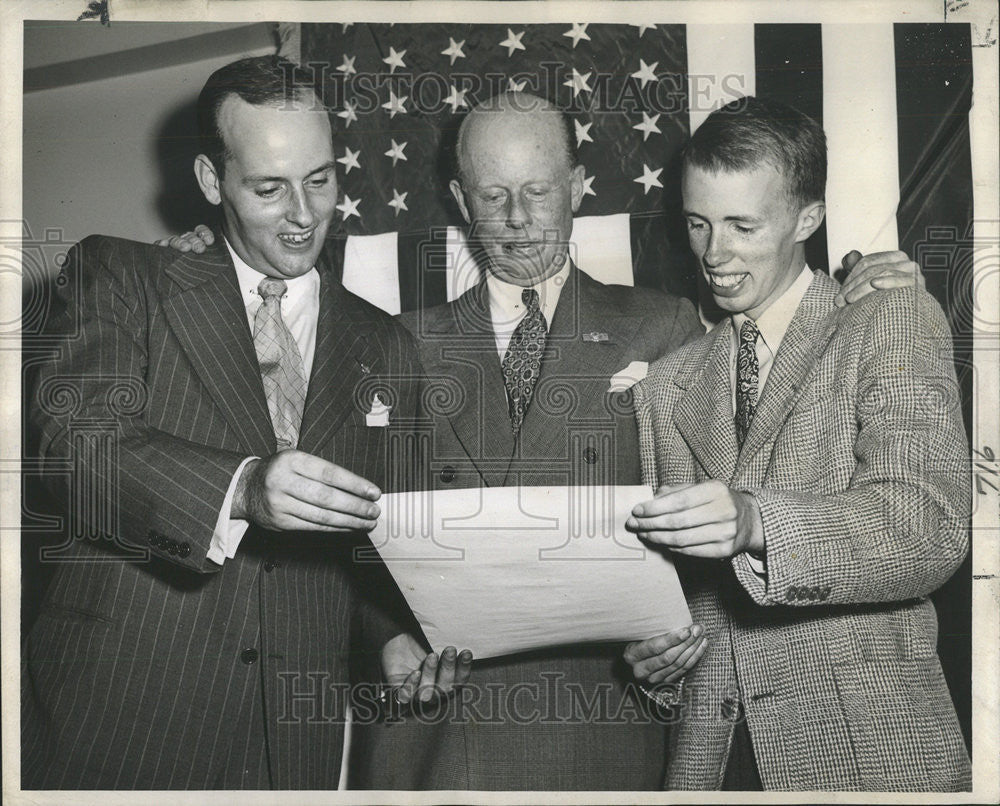 1945 Press Photo Philip Armour Philips David Finkenstaedt  Air Technical Command - Historic Images