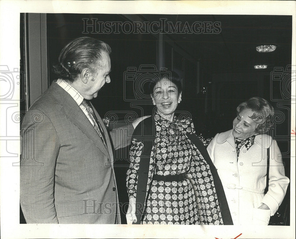 1973 Press Photo Mrs. Bruce Edward Arnold, Jack Kelly, Adele Simpson - Historic Images