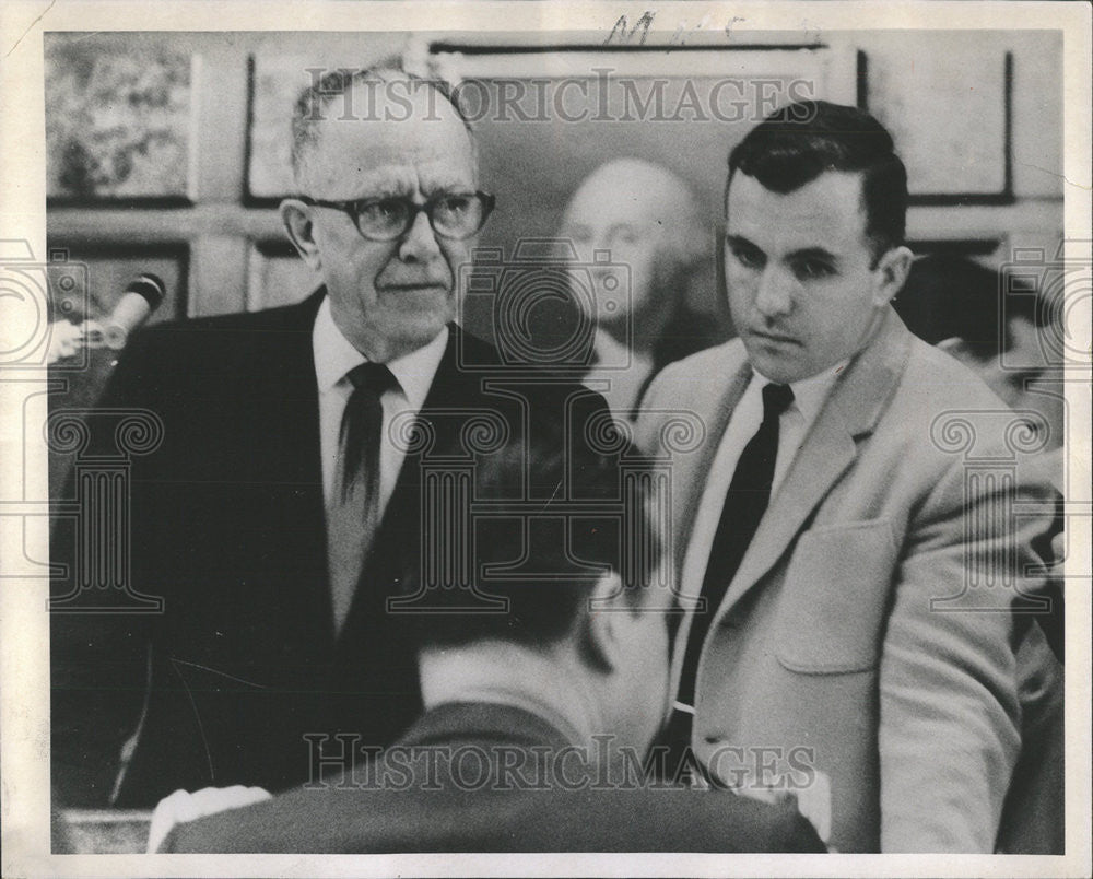 1967 Press Photo Russell Arrington Wisconsin Mike Arrington Hawaiian - Historic Images