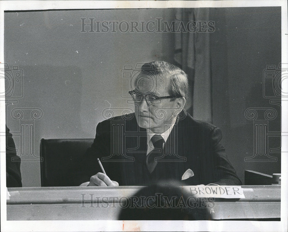 1973 Press Photo William Browder new Racing Board State Building Scariano - Historic Images