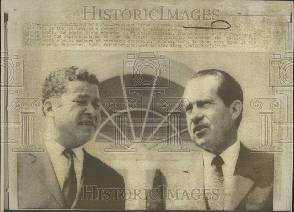 1970 Press Photo President Nixon, Sen. Edward W. Brooke - Historic Images