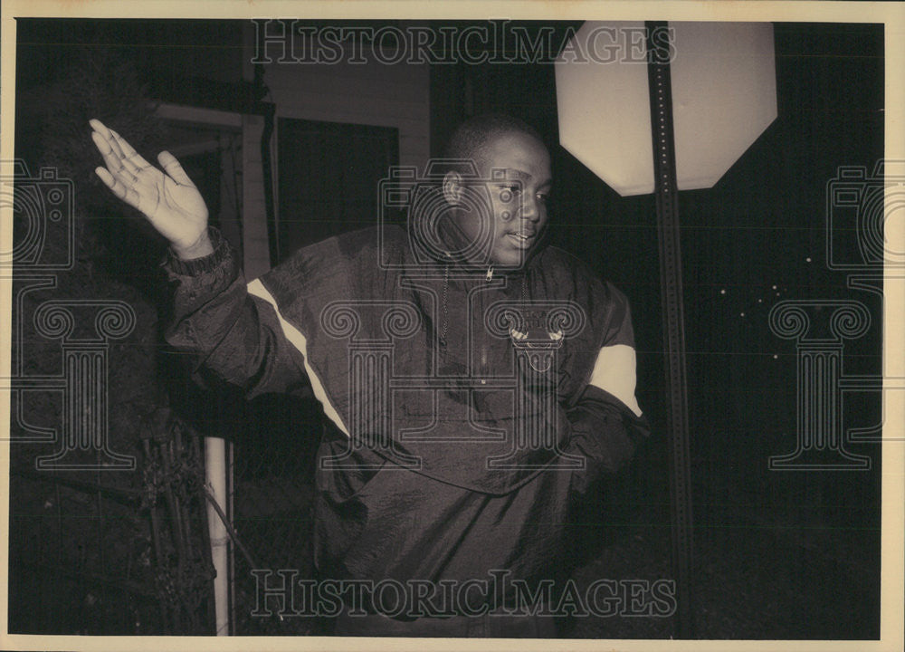 1993 Press Photo Demetrius Brown Joliet Shooting police Funeral Gang Member - Historic Images