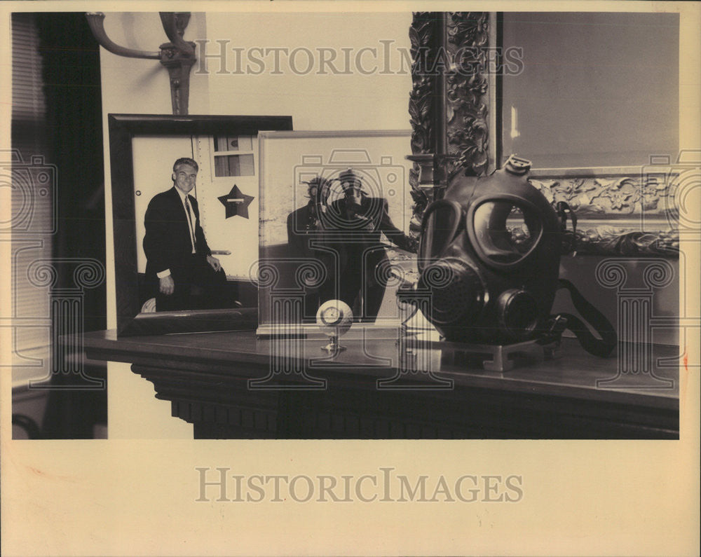 1994 Press Photo Mary Anne Jay Levine Israel Persian Jay Levine - Historic Images