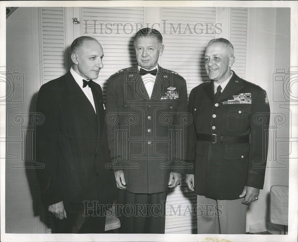 1954 Press Photo Brig General Robert Woodward State Civil Defense Director Air - Historic Images