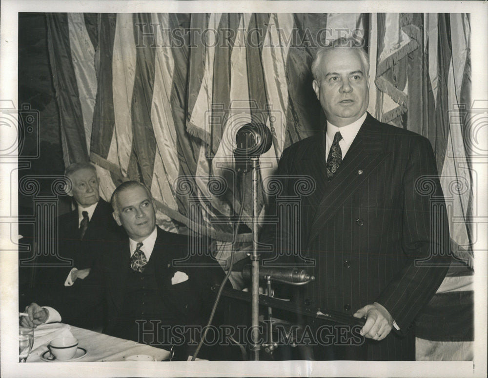 1944 Press Photo Ohio Gov. John W. Bricker campaigns for presidency - Historic Images