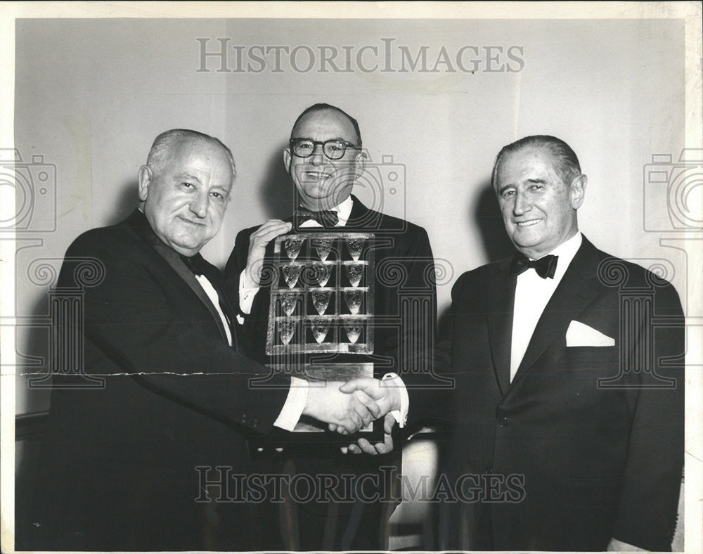 1963 Press Photo Nathan Schwartz Banquet Speaker Nahum Goldman Bressler Israel - Historic Images