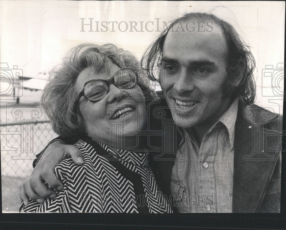 1974 Press Photo President Ford&#39;s Amnesty Program Release Prisoner - Historic Images