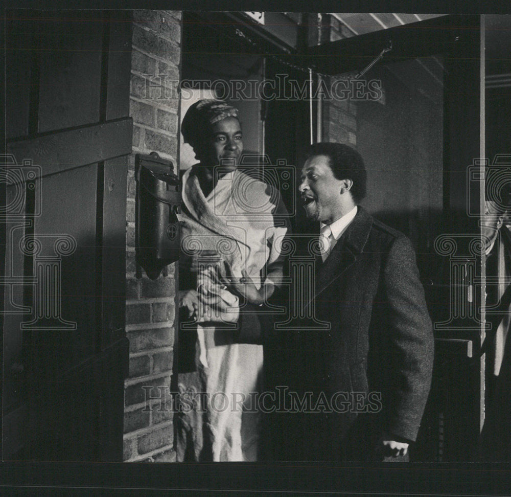 1987 Press Photo Benjamin Chavis Ida Wells Housing Vincennes - Historic Images