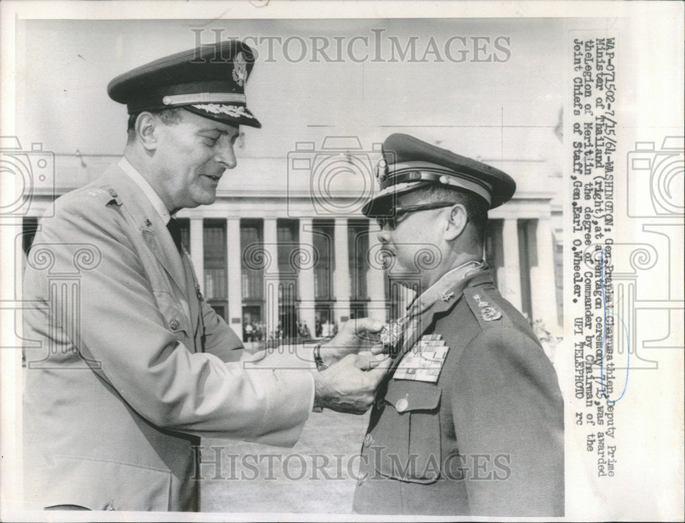 1964 Press Photo Thailand General Praphat Charusathian Legion Merit Award - Historic Images