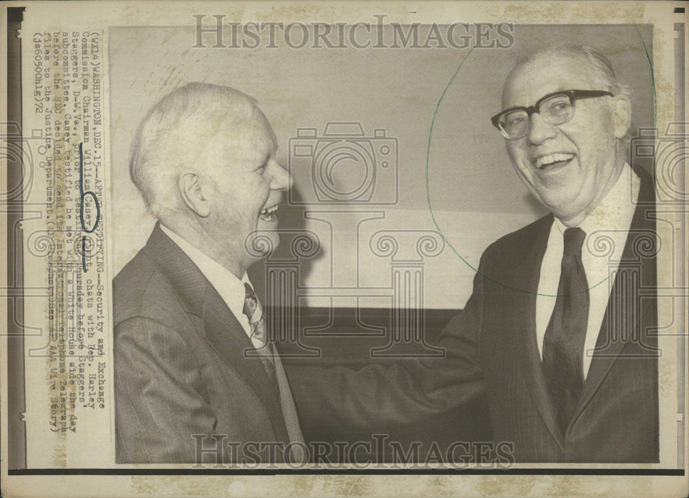 1972 Press Photo Chairman William Casey Chats with Rep. Harley Staggers - Historic Images