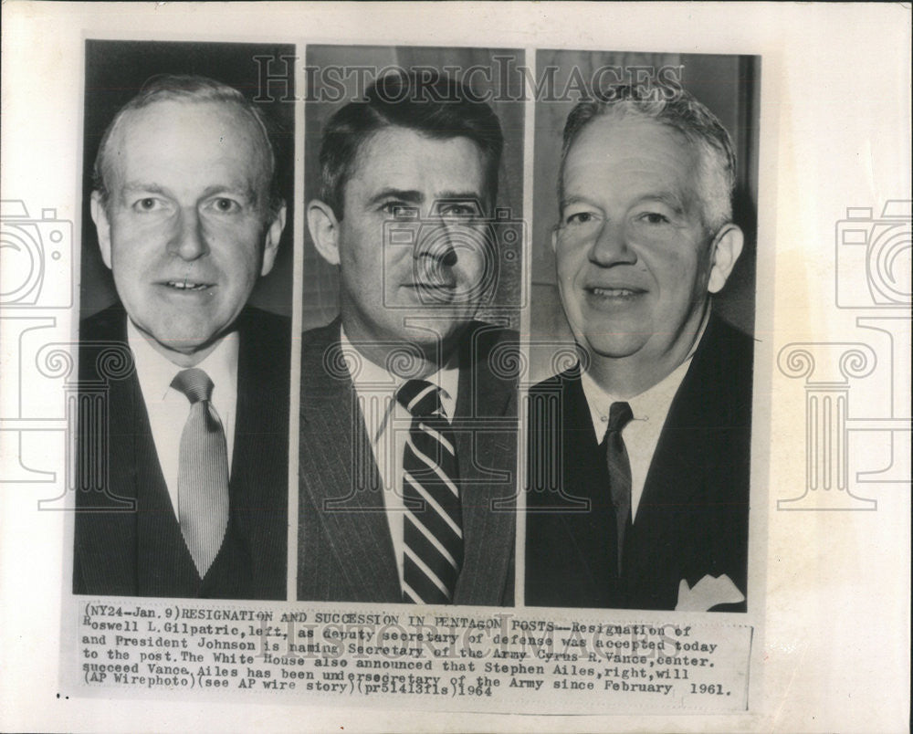 1964 Press Photo Roswell L. Gilpatric Cyris R. Vance Secretary Stephen Ailes - Historic Images