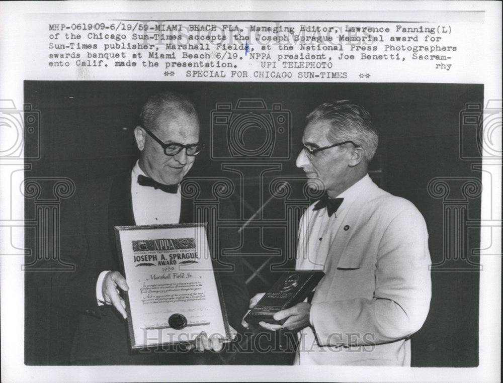 1959 Press Photo Lawrence Fanning Managing Editor Joseph Sprague Memorial Award - Historic Images