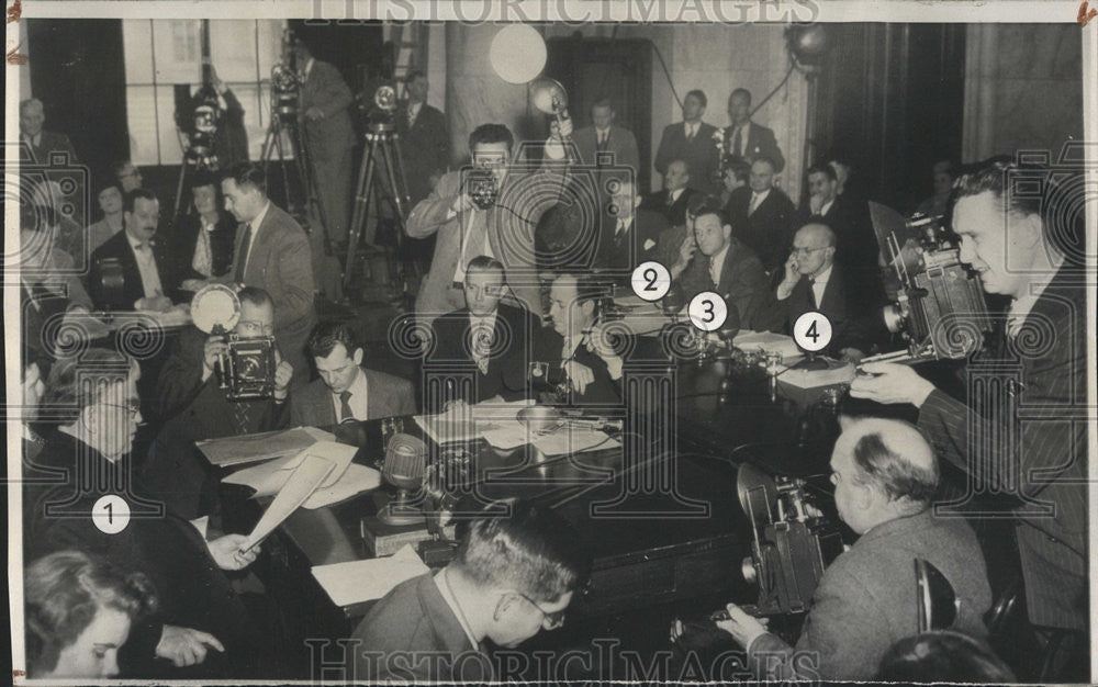 1947 Press Photo Lewis Testifies Amid  Scene Of Activity Before Labor Committee - Historic Images