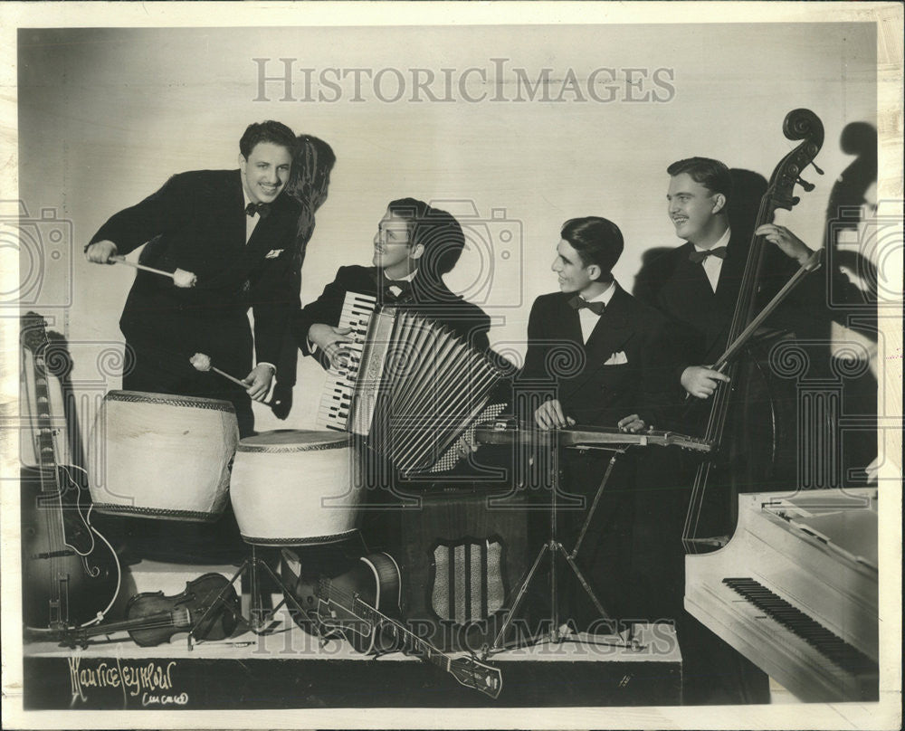 1942 Press Photo Joe De Salvo Muscian - Historic Images