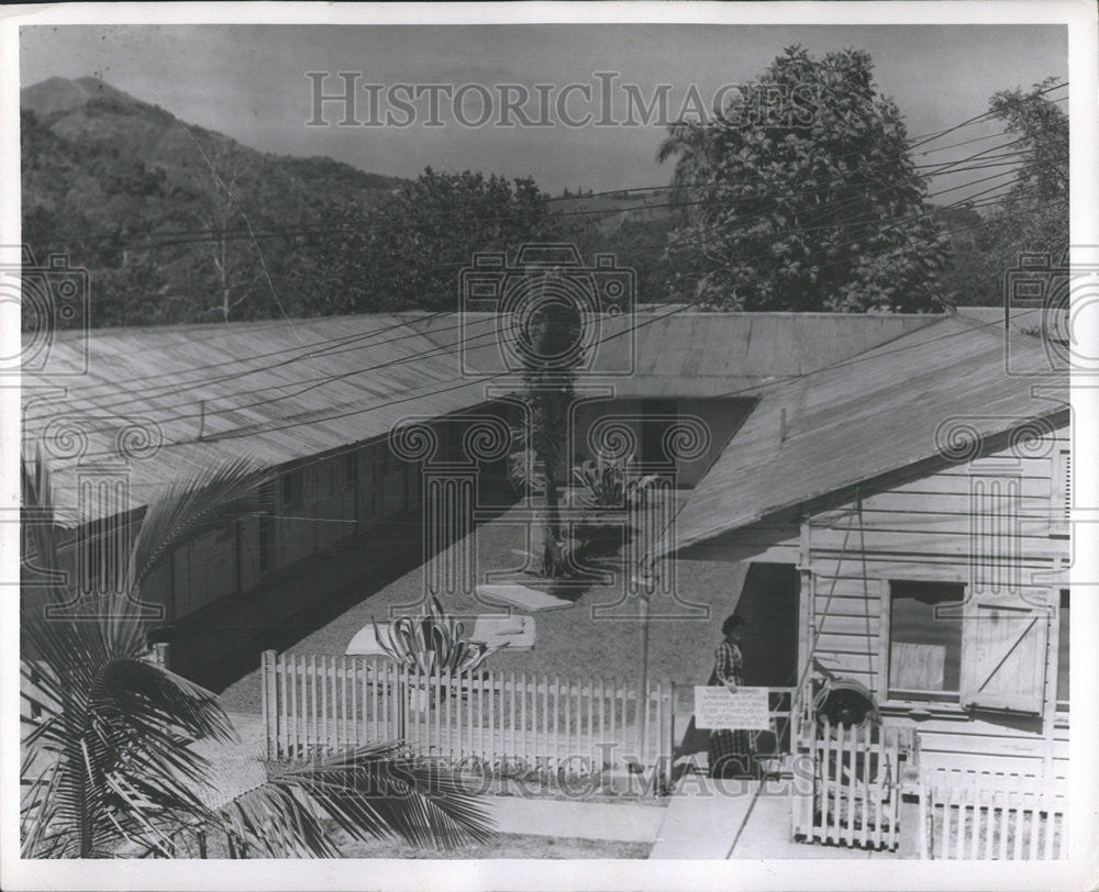 1961 Press Photo The Castaner hospital - Historic Images